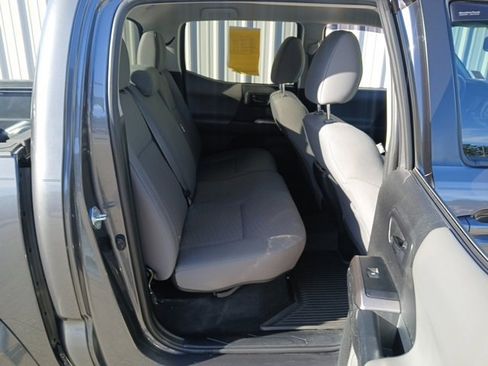 Used 2021 Toyota Tacoma SR5 image 21