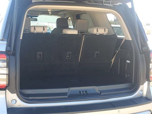 Certified 2024 Ford Expedition Limited image 23