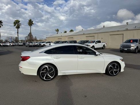 Used 2020 Honda Accord Sport image 11