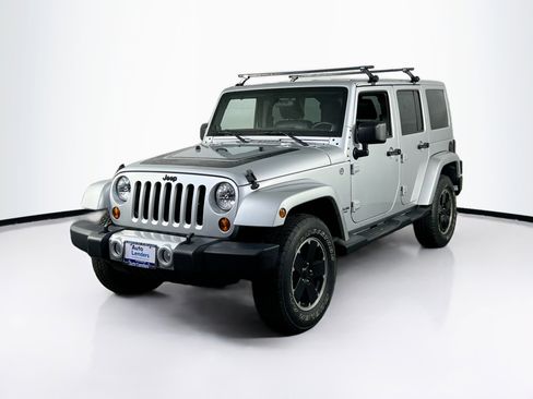 Used 2012 Jeep Wrangler Altitude image 1
