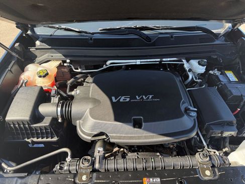 Used 2022 Chevrolet Colorado ZR2 AWD/4WD image 30