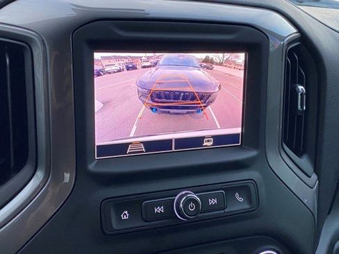 Certified 2025 Chevrolet Silverado 1500 Custom image 19