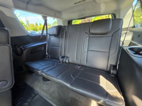 Used 2016 GMC Yukon XL Denali w/ Open Road Package AWD/4WD image 12