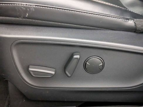 Used 2025 Ford Escape Platinum image 18