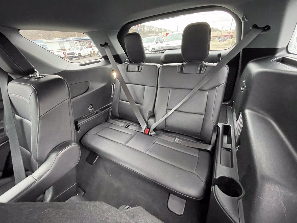 Used 2022 Ford Explorer XLT w/ Equipment Group 202A AWD/4WD image 19
