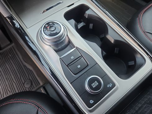 Used 2023 Ford Explorer ST-Line w/ Class IV Trailer Tow Package AWD/4WD image 27