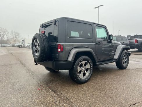 Certified 2018 Jeep Wrangler Sahara w/ Connectivity Group image 18