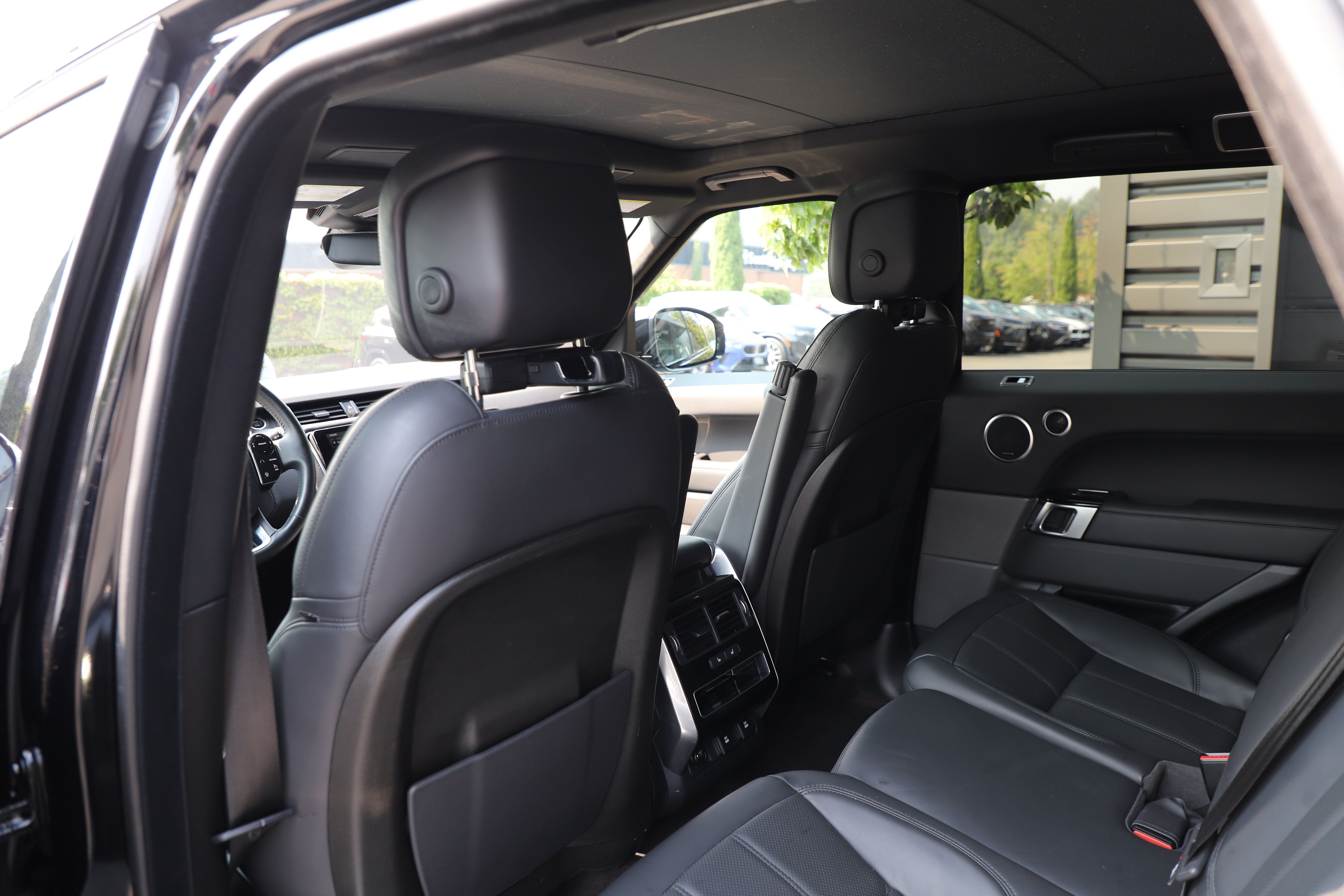 Used 2020 Land Rover Range Rover Sport HSE AWD/4WD image 12