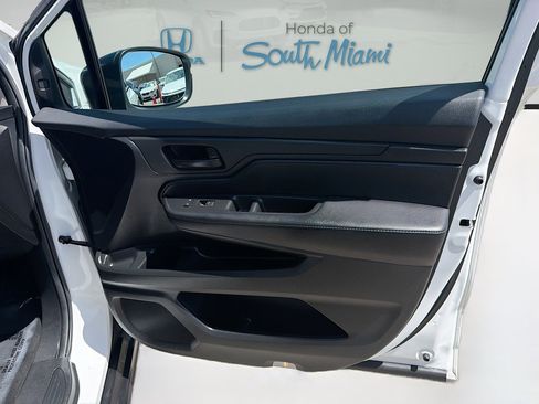 Used 2025 Honda Odyssey EX-L image 31