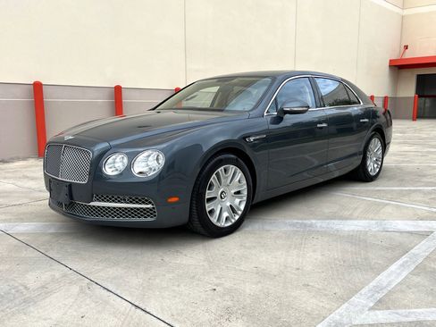 Used 2015 Bentley Flying Spur W12 image 2