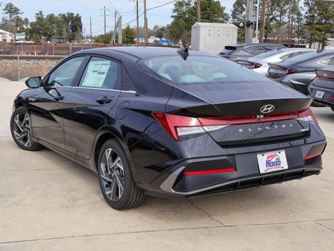 New 2026 Hyundai Elantra Limited image 2