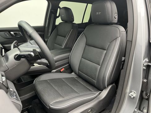 New 2026 Buick Enclave Sport Touring w/ Power Package AWD/4WD image 10