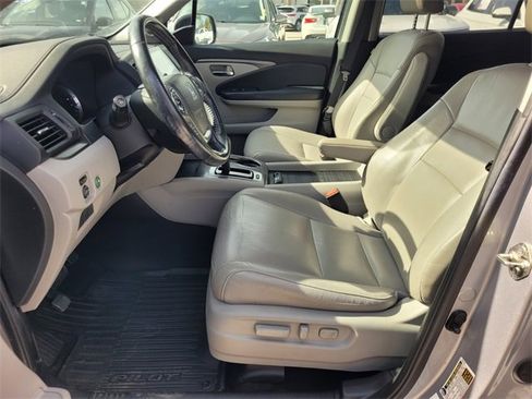 Used 2017 Honda Pilot EX-L image 3