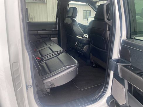 Used 2025 Ford F150 Lariat w/ FX4 Off-Road Package image 19