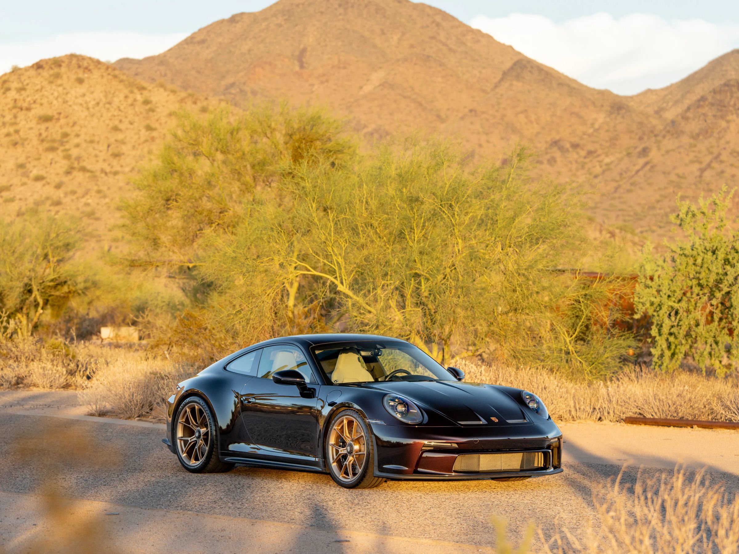 Used 2022 Porsche 911 GT3 RWD image 2