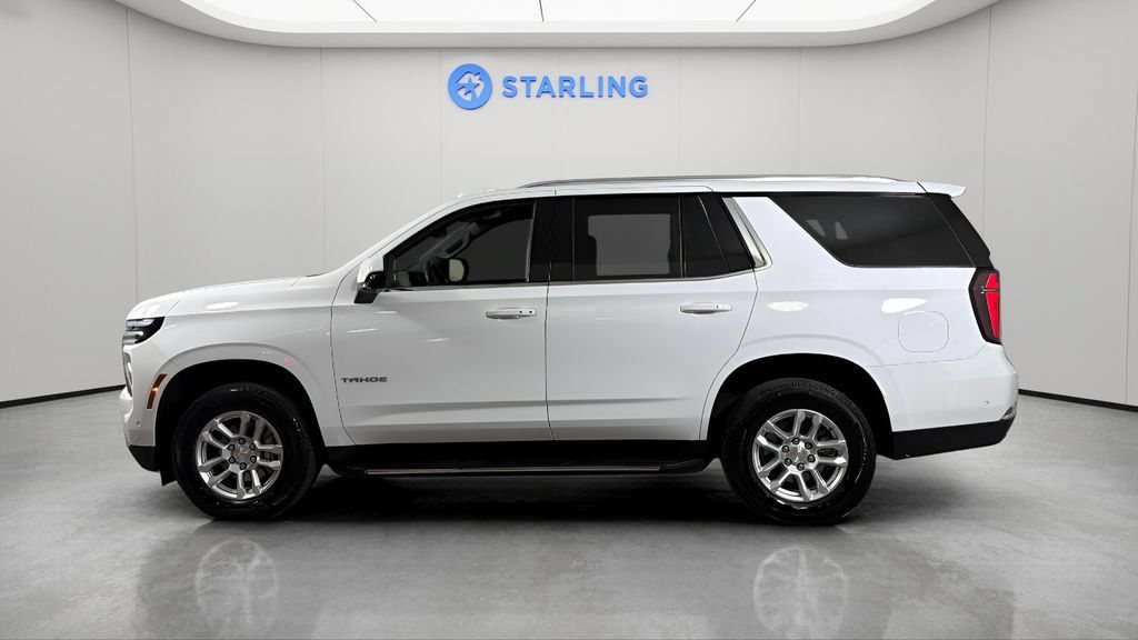 Used 2025 Chevrolet Tahoe LT AWD/4WD image 3