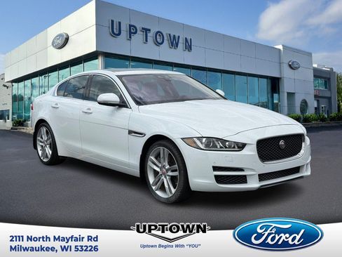 Used 2018 Jaguar XE Prestige AWD/4WD image 1