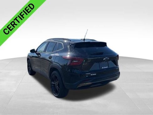 Certified 2025 Chevrolet Trax ACTIV w/ Driver Confidence Package FWD image 4