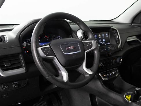 Used 2023 GMC Terrain SLE image 5