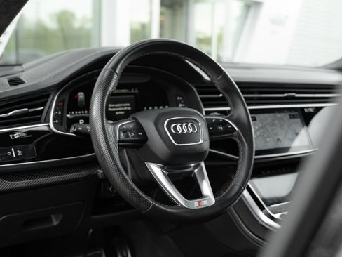 Used 2021 Audi SQ7 Prestige AWD/4WD image 11