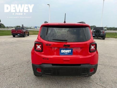 Used 2020 Jeep Renegade Altitude AWD/4WD image 7