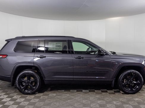 New 2026 Jeep Grand Cherokee L Limited image 15