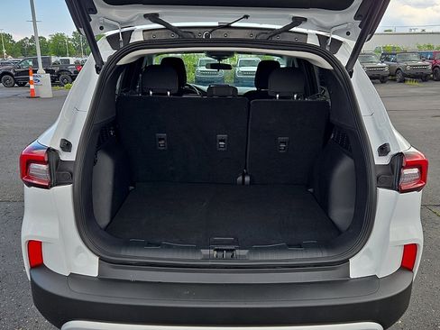 Certified 2024 Ford Escape Active AWD/4WD image 23