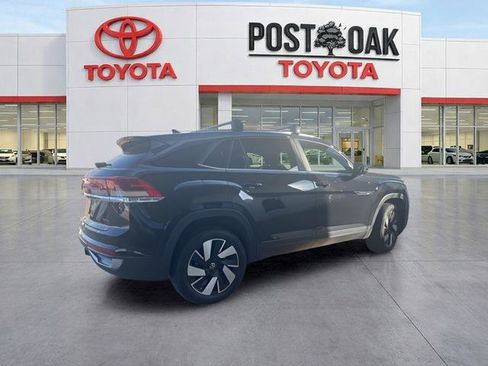 Used 2024 Volkswagen Atlas Cross Sport SE AWD/4WD image 5
