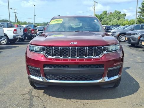 Certified 2023 Jeep Grand Cherokee L Limited AWD/4WD image 2