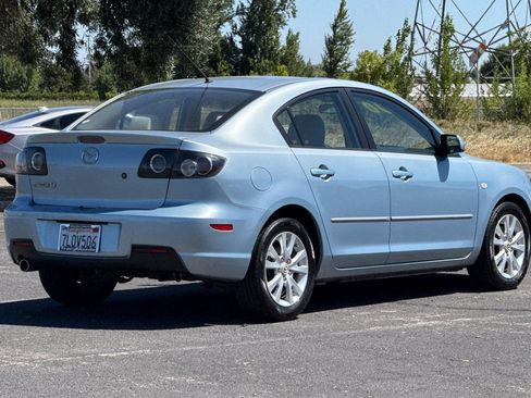 Used 2007 MAZDA MAZDA3 i Touring FWD image 4