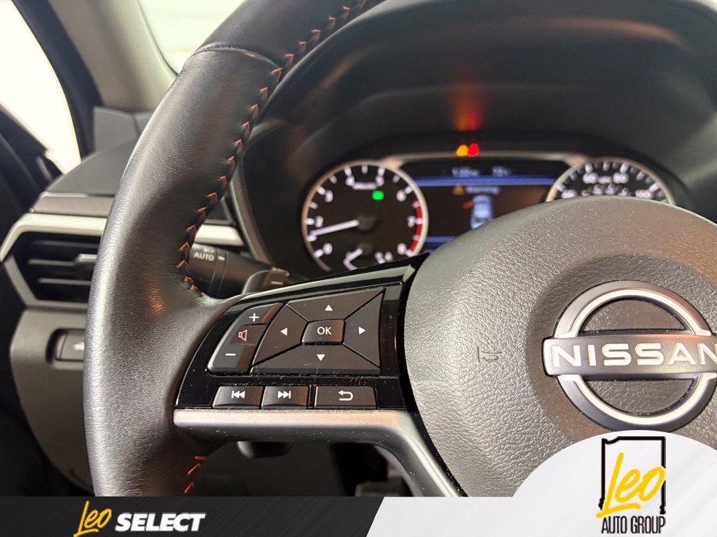 Used 2024 Nissan Altima 2.5 SR w/ SR Premium Package FWD image 15