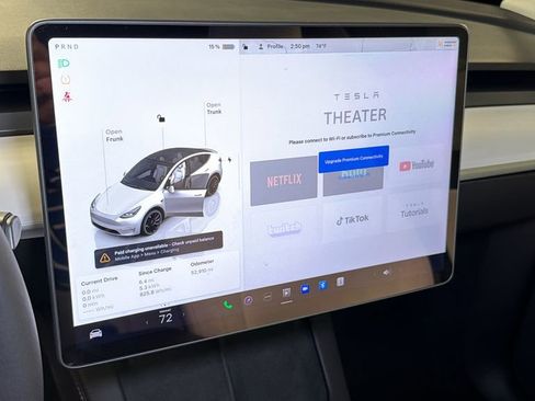 Used 2022 Tesla Model Y Performance image 29