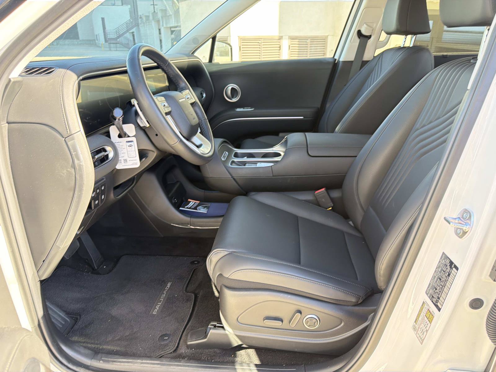 Certified 2026 Hyundai Palisade SEL Premium FWD image 16