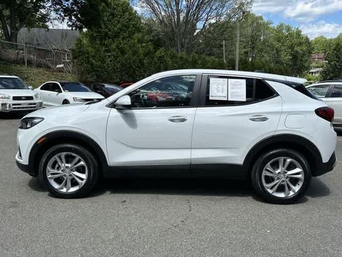 Used 2023 Buick Encore GX Preferred w/ Cold Weather Comfort Package AWD/4WD image 2
