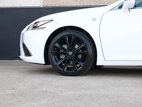Used 2023 Lexus ES 350 F Sport image 9