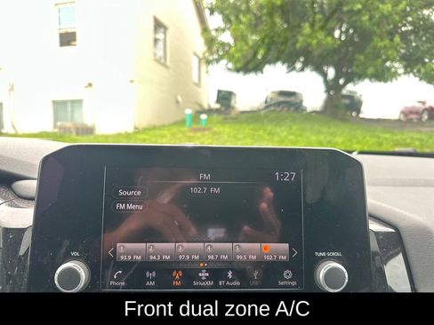 Used 2025 Nissan Pathfinder SV w/ SV Premium Package AWD/4WD image 11
