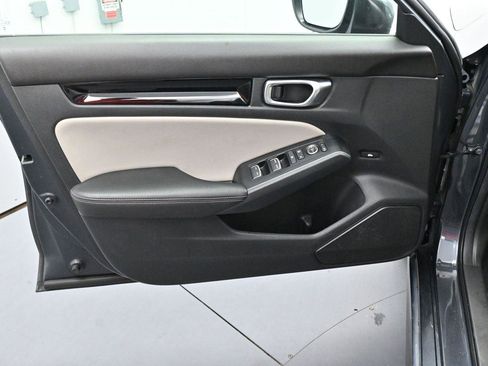 Used 2024 Honda Civic Touring image 10