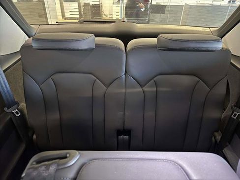 Used 2023 Audi Q7 2.0T Premium w/ Convenience Package image 11