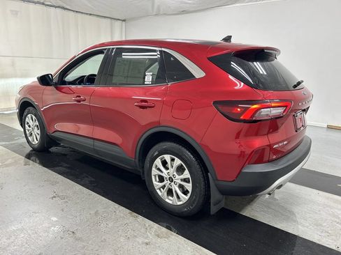 Used 2023 Ford Escape Active AWD/4WD image 7
