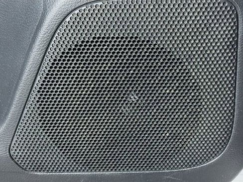 Used 2022 Toyota Tacoma TRD Off-Road image 24