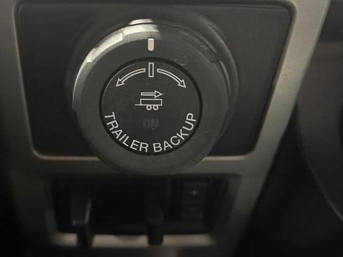 Used 2018 Ford F150 Lariat image 26