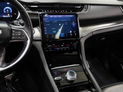 Certified 2021 Jeep Grand Cherokee L Limited w/ Trailer Tow Group (B) image 23