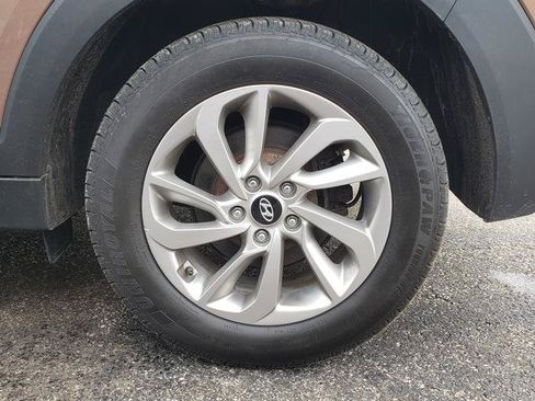 Used 2017 Hyundai Tucson SE w/ SE Popular Package 02 AWD/4WD image 10