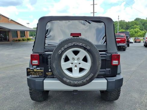 Used 2007 Jeep Wrangler Rubicon w/ PWR Convenience Group AWD/4WD image 21