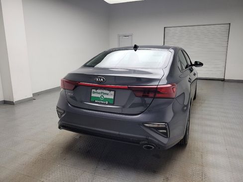 Used 2019 Kia Forte LXS FWD image 7