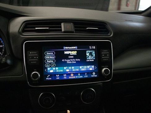 Used 2024 Nissan Leaf S image 32