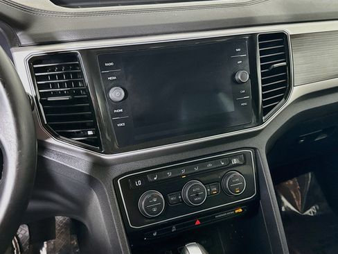 Used 2019 Volkswagen Atlas SEL AWD/4WD image 18