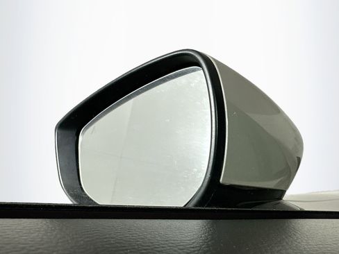 Used 2024 MAZDA CX-30 AWD 2.5 S w/ Premium Package image 16