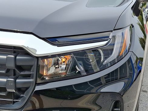 Used 2025 Honda Ridgeline RTL image 9