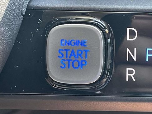 Used 2026 Hyundai Palisade SEL FWD image 32